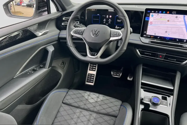 Volkswagen Tiguan din 2024 cu 53.204 km - oferta VOL238739 - foto 4