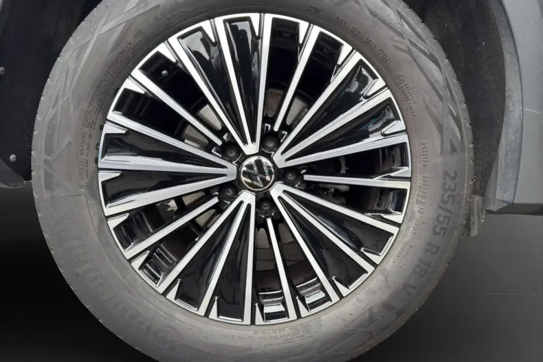 Volkswagen Tiguan din 2024 cu 12.173 km - oferta VOL238740 - foto 6