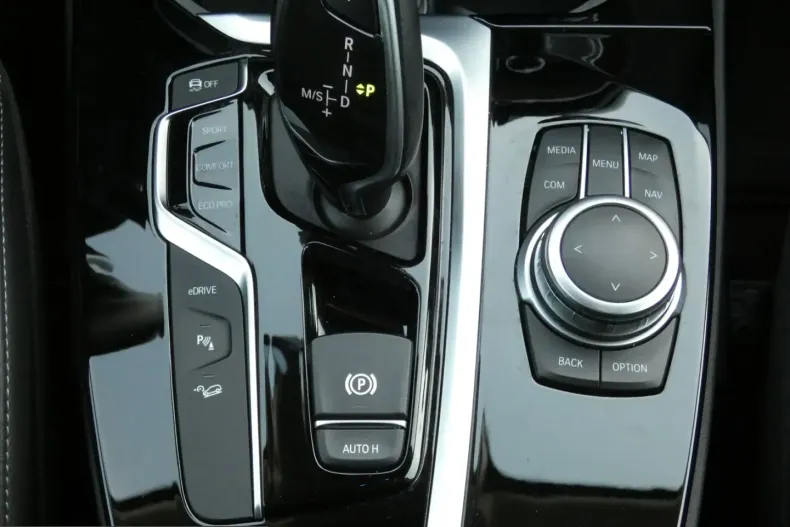 BMW X3 (Seria X) din 2021 cu 87.000 km - oferta BMW238742 - foto 26