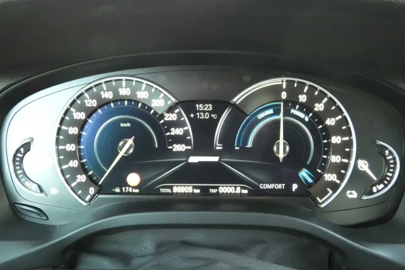 BMW X3 (Seria X) din 2021 cu 87.000 km - oferta BMW238742 - foto 30