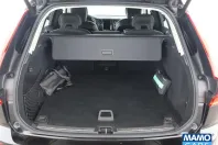 Volvo XC60 din 2022 cu 80.831 km - oferta VOL238746 - foto 9