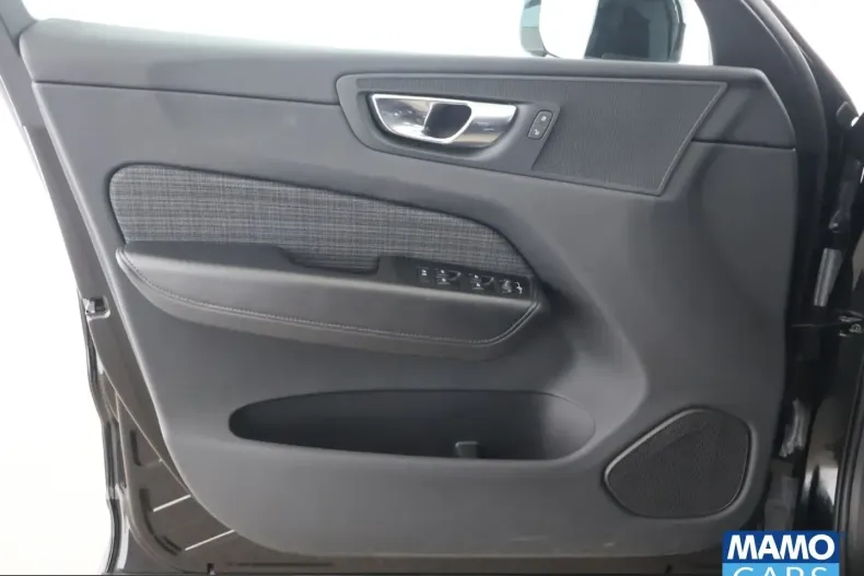Volvo XC60 din 2022 cu 80.831 km - oferta VOL238746 - foto 14