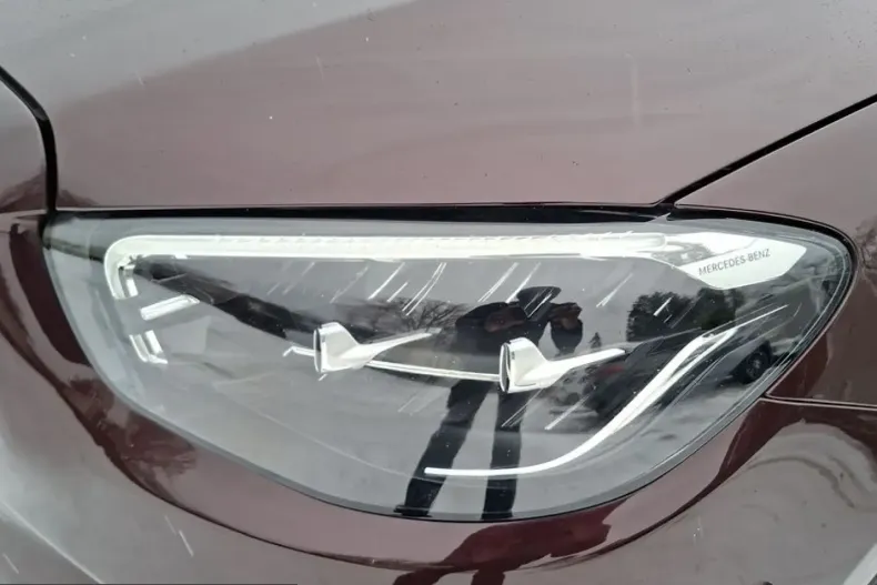 Mercedes-Benz E 220 (Clasa E) din 2023 cu 46.268 km - oferta MER238748 - foto 11