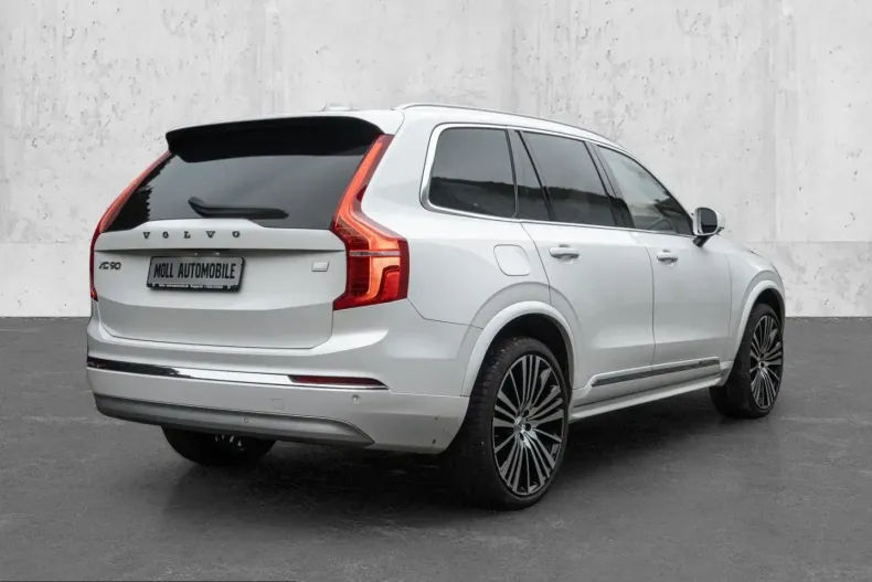 Volvo XC90 din 2021 cu 63.105 km - oferta VOL238758 - foto 1