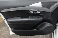Volvo XC90 din 2021 cu 63.105 km - oferta VOL238758 - foto 13