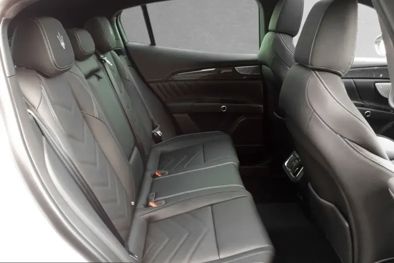 Maserati Grecale din 2024 cu 7.500 km - oferta MAS238763 - foto 9