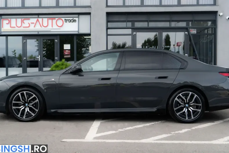 BMW 750 (Seria 7) din 2023 cu 106.000 km - oferta BMW238764 - foto 5
