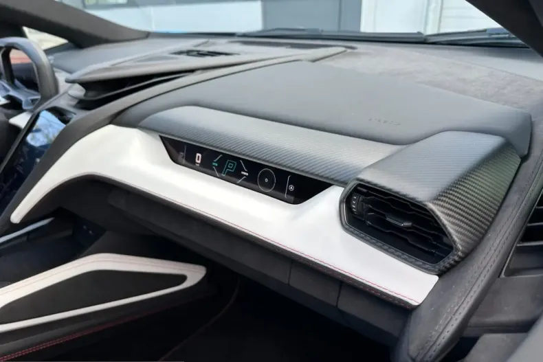 Lamborghini Revuelto din 2025 cu 4.500 km - oferta LAM238765 - foto 13