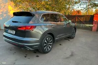 Volkswagen Touareg din 2023 cu 53.000 km - oferta VOL238769 - foto 3