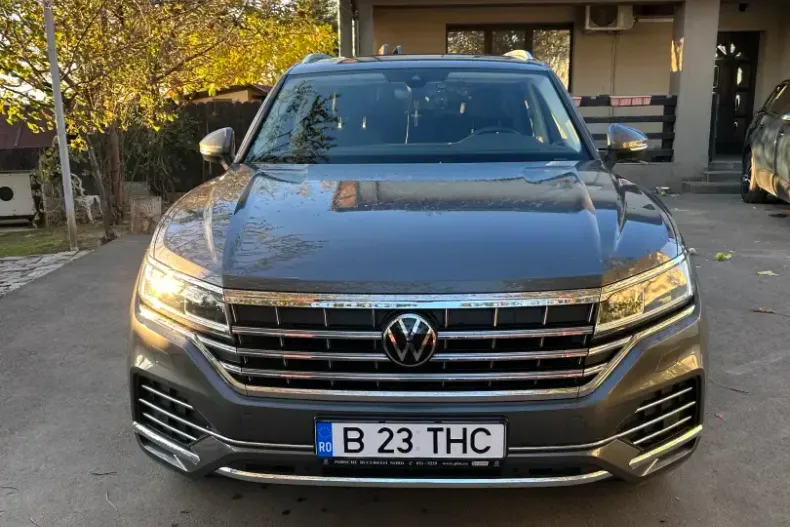 Volkswagen Touareg din 2023 cu 53.000 km - oferta VOL238769 - foto 6
