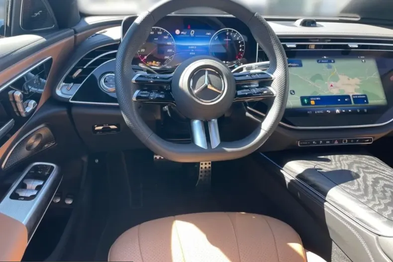 Mercedes-Benz E 400 (Clasa E) din 2025 cu 8.495 km - oferta MER238774 - foto 9
