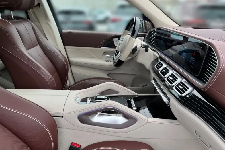Mercedes-Benz GLS 600 (Clasa GLS) din 2024 cu 13.990 km - oferta MER238776 - foto 9