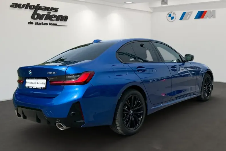 BMW 330 (Seria 3) din 2025 cu 3.600 km - oferta BMW238782 - foto 2