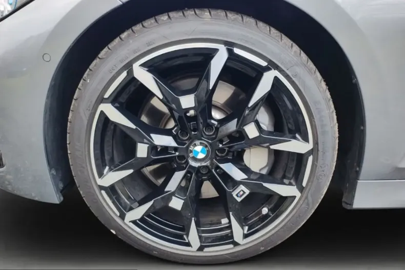 BMW 330 (Seria 3) din 2025 cu 25.400 km - oferta BMW238783 - foto 13