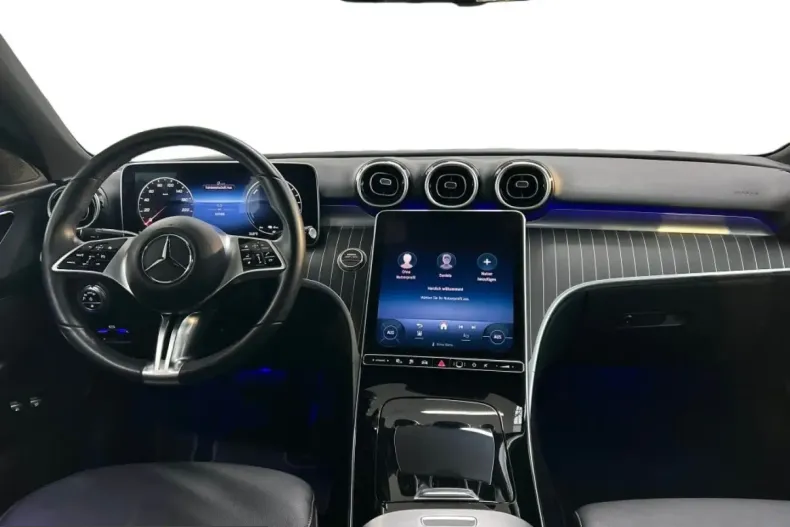 Mercedes-Benz C 300 (Clasa C) din 2023 cu 69.600 km - oferta MER238784 - foto 8