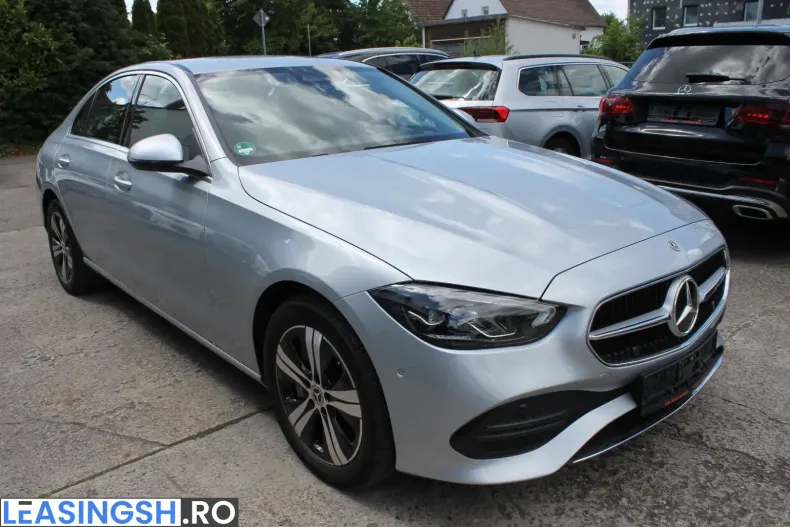 Mercedes-Benz C 300 (Clasa C) din 2023 cu 62.600 km - oferta MER238786 - foto 1
