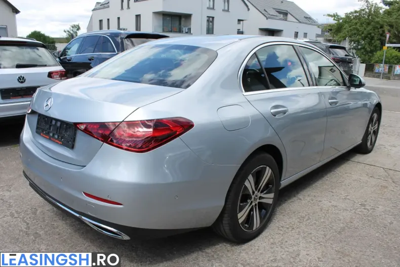 Mercedes-Benz C 300 (Clasa C) din 2023 cu 62.600 km - oferta MER238786 - foto 6