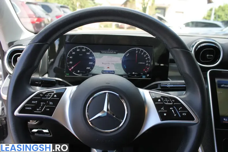 Mercedes-Benz C 300 (Clasa C) din 2023 cu 62.600 km - oferta MER238786 - foto 13