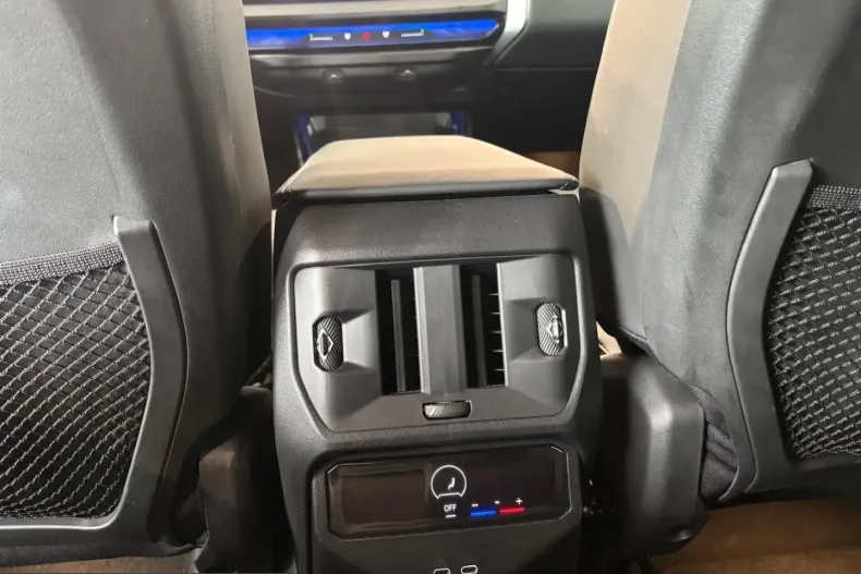 BMW X3 (Seria X) din 2025 cu 14.300 km - oferta BMW238793 - foto 22