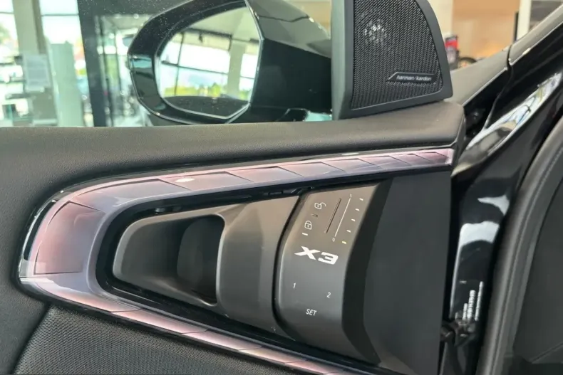 BMW X3 (Seria X) din 2025 cu 14.300 km - oferta BMW238793 - foto 24
