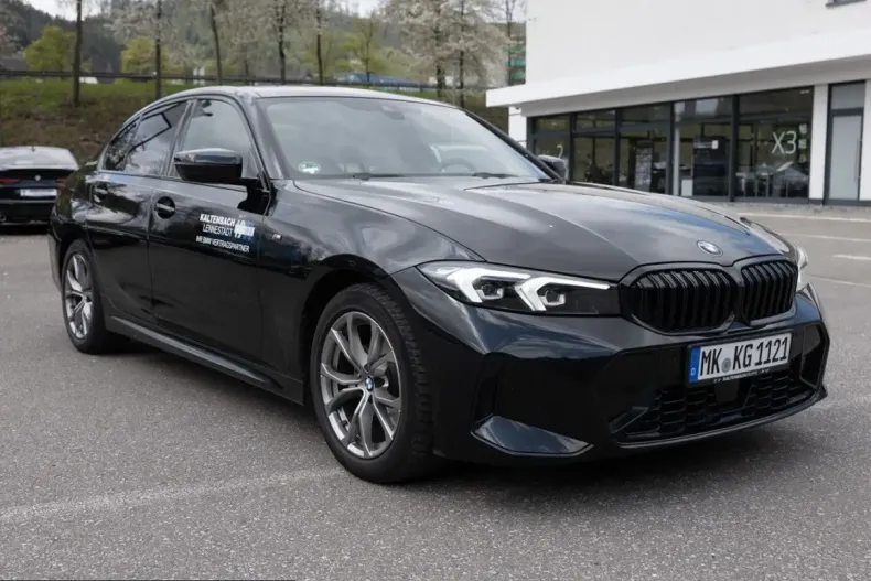 BMW 320 (Seria 3) din 2024 cu 30.500 km - oferta BMW238795 - foto 3