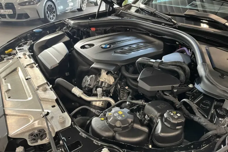 BMW 320 (Seria 3) din 2025 cu 25.400 km - oferta BMW238797 - foto 19
