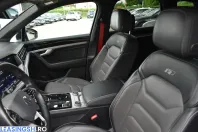 Volkswagen Touareg din 2021 cu 152.396 km - oferta VOL238804 - foto 9