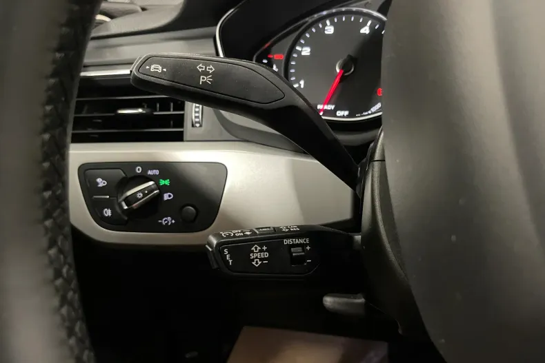 Audi A4 din 2022 cu 153.415 km - oferta AUD238816 - foto 25