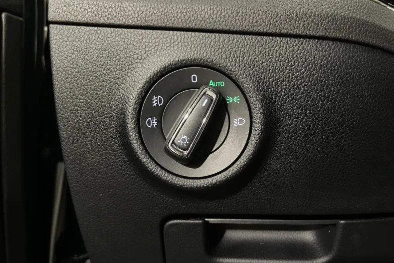 Skoda Superb din 2020 cu 141.786 km - oferta SKO238818 - foto 27