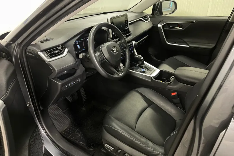 Toyota RAV4 din 2022 cu 100.710 km - oferta TOY238820 - foto 5