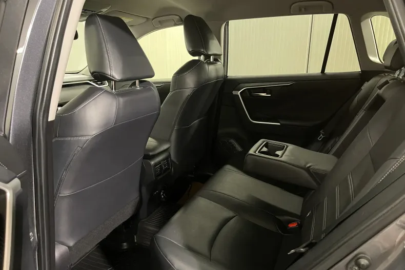 Toyota RAV4 din 2022 cu 100.710 km - oferta TOY238820 - foto 11
