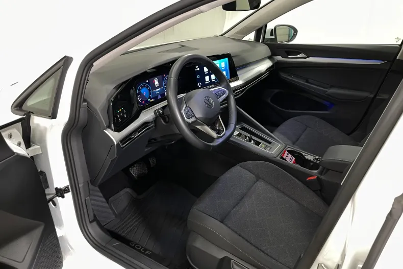 Volkswagen Golf din 2023 cu 27.048 km - oferta VOL238821 - foto 5
