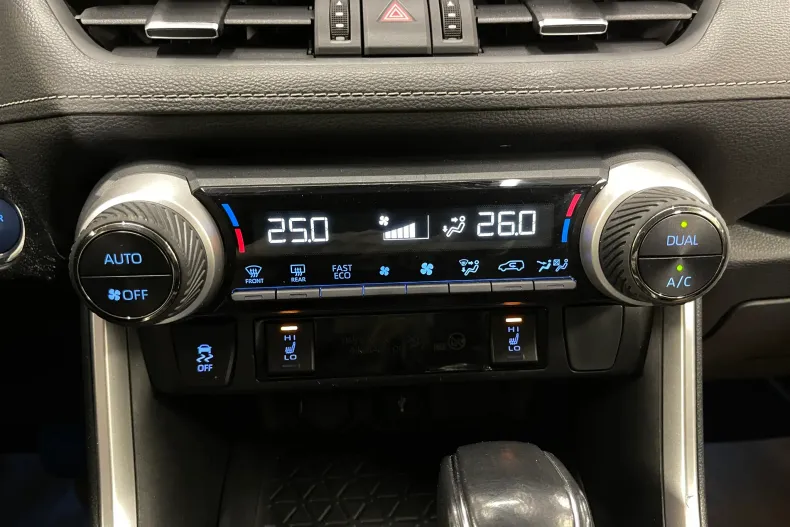 Toyota RAV4 din 2020 cu 145.733 km - oferta TOY238822 - foto 16