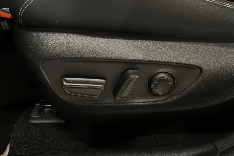 Toyota RAV4 din 2020 cu 145.733 km - oferta TOY238822 - foto 17