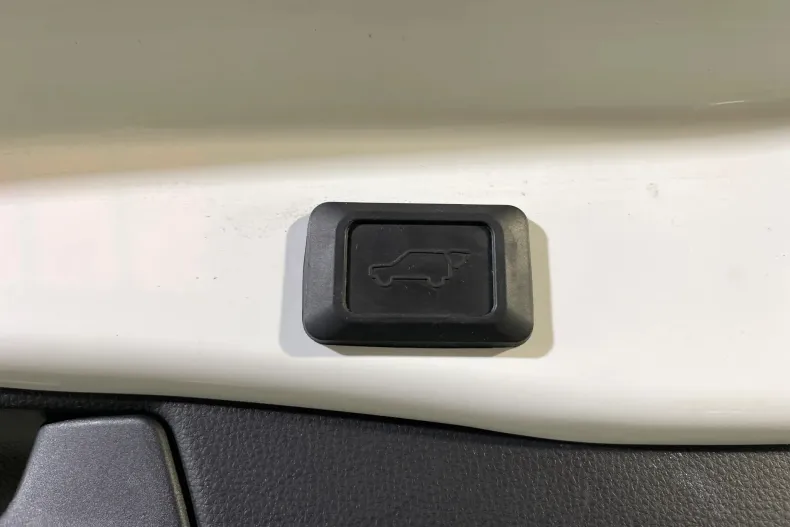Toyota RAV4 din 2020 cu 145.733 km - oferta TOY238822 - foto 18