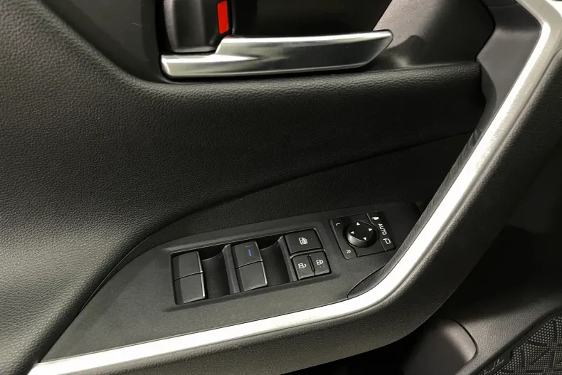 Toyota RAV4 din 2020 cu 145.733 km - oferta TOY238822 - foto 19