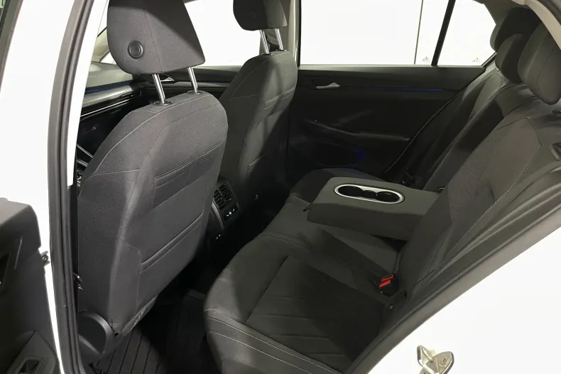 Volkswagen Golf din 2022 cu 127.105 km - oferta VOL238828 - foto 13