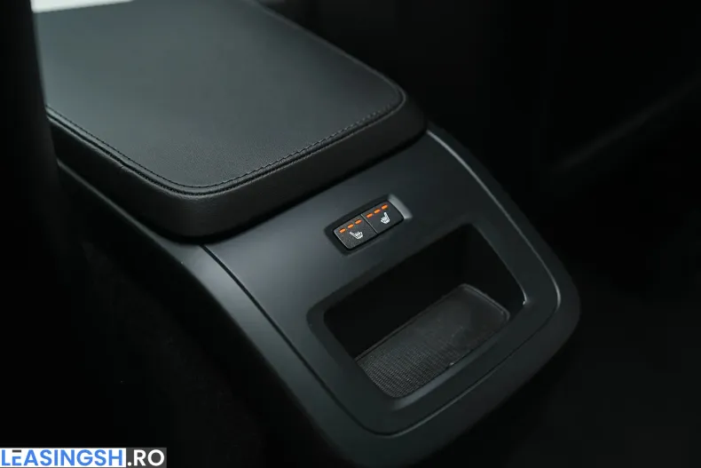 Volvo XC90 din 2022 cu 118.000 km - oferta VOL238839 - foto 34