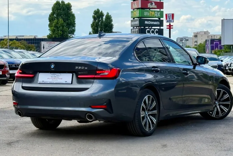 BMW 330e (Seria 3) din 2022 cu 79.865 km - oferta BMW238841 - foto 4