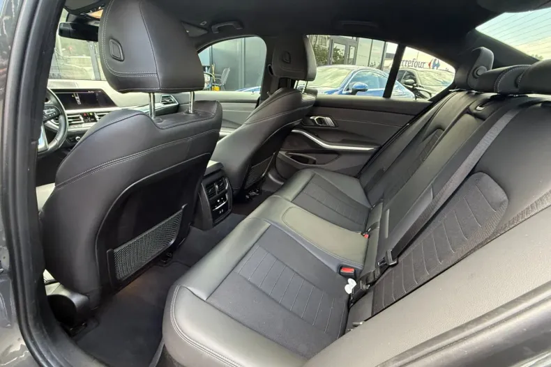 BMW 330e (Seria 3) din 2022 cu 79.865 km - oferta BMW238841 - foto 12