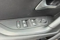 Peugeot 2008 din 2023 cu 49.575 km - oferta PEU238842 - foto 9
