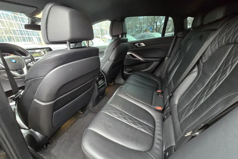 BMW X6 (Seria X) din 2022 cu 113.498 km - oferta BMW238848 - foto 10