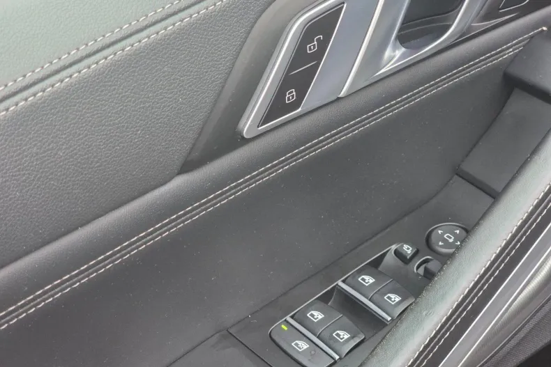 BMW X6 (Seria X) din 2022 cu 113.498 km - oferta BMW238848 - foto 11