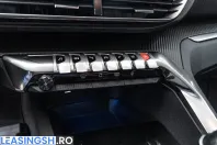 Peugeot 3008 din 2021 cu 179.225 km - oferta PEU238853 - foto 23