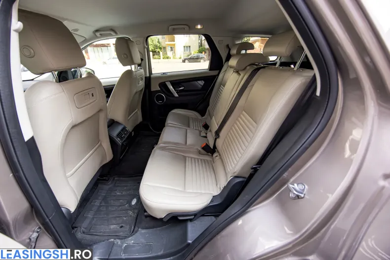 Land Rover Discovery din 2021 cu 70.000 km - oferta LAN238859 - foto 28