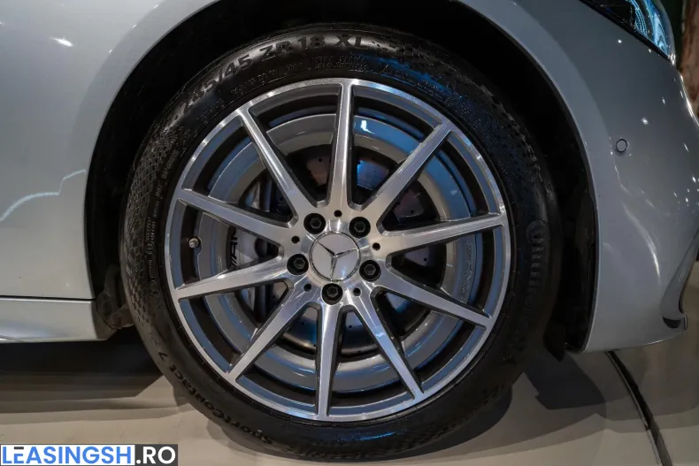 Mercedes-Benz C 43 AMG (Clasa C) din 2023 cu 40.964 km - oferta MER238860 - foto 19