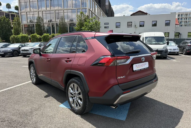 Toyota RAV4 din 2024 cu 21.200 km - oferta TOY238864 - foto 4