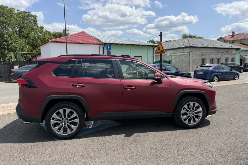 Toyota RAV4 din 2024 cu 21.200 km - oferta TOY238864 - foto 6