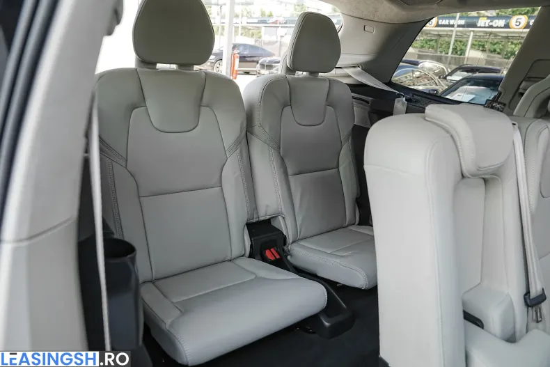Volvo XC90 din 2023 cu 117.000 km - oferta VOL238871 - foto 35