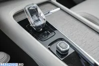 Volvo XC90 din 2023 cu 117.000 km - oferta VOL238871 - foto 37